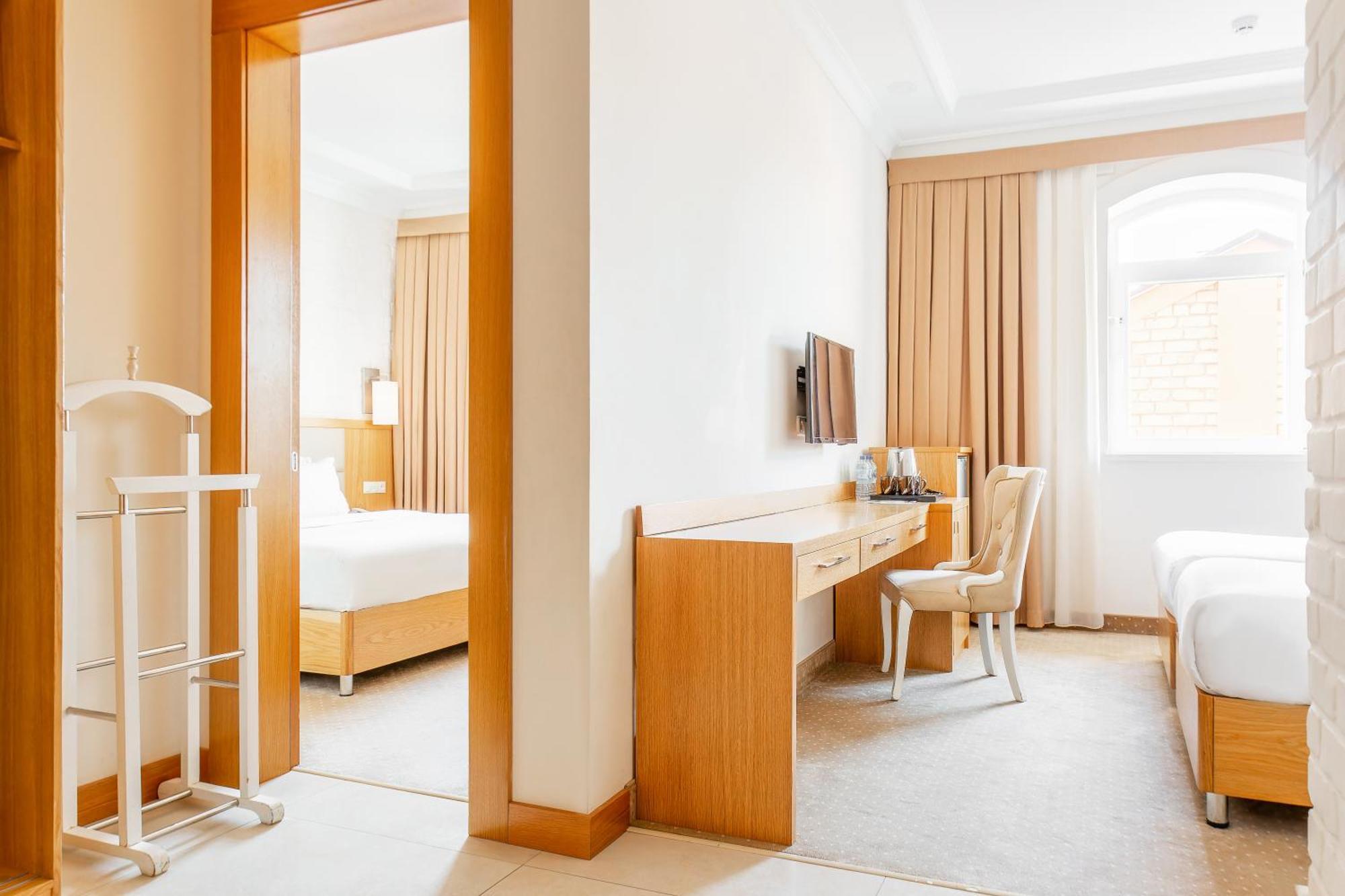 Praga Hotel ทาชเคนต์ ภายนอก รูปภาพ