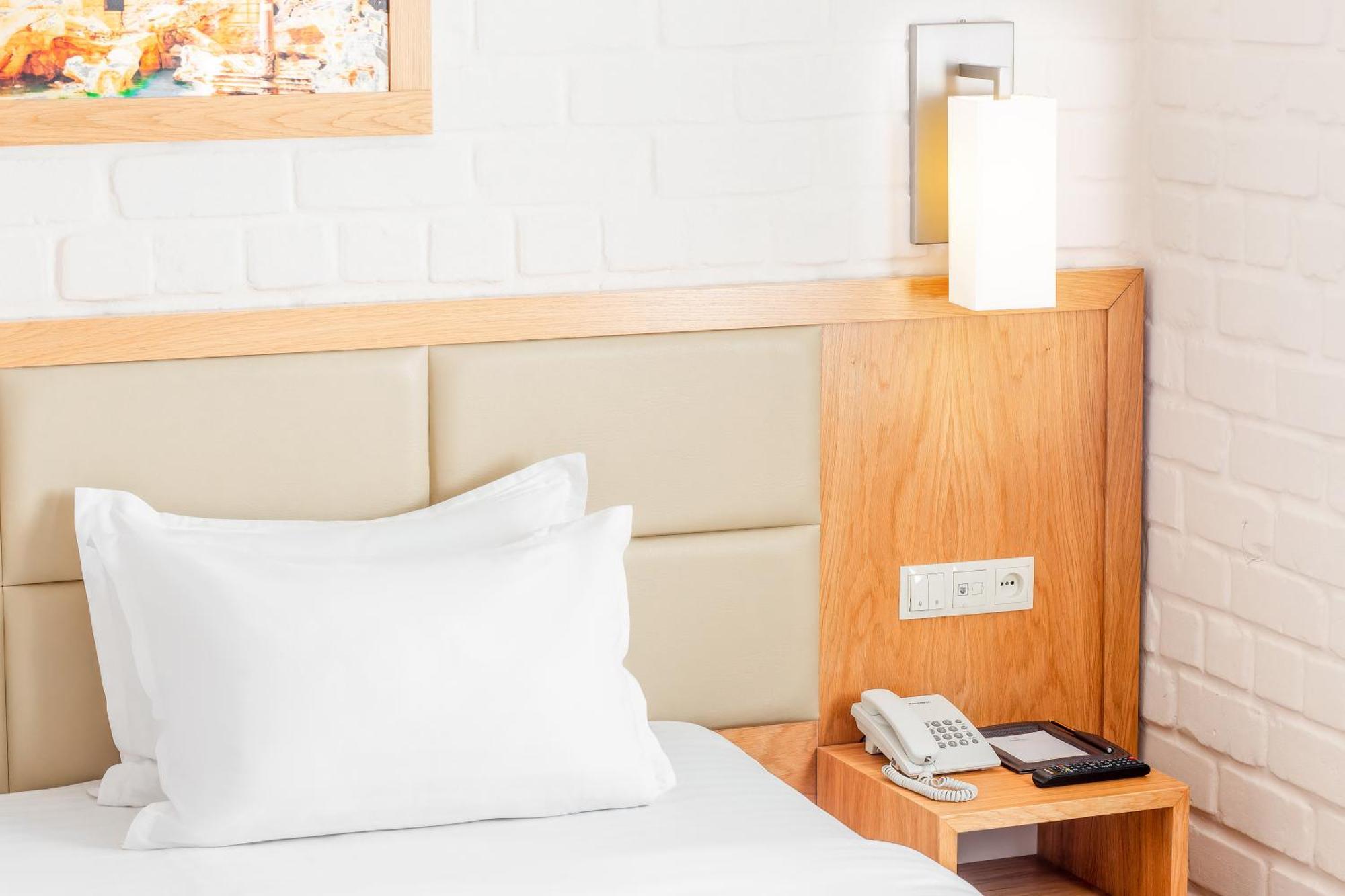 Praga Hotel ทาชเคนต์ ภายนอก รูปภาพ