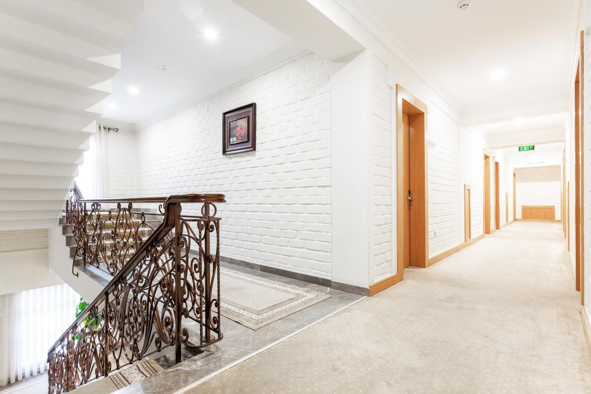 Praga Hotel ทาชเคนต์ ภายนอก รูปภาพ